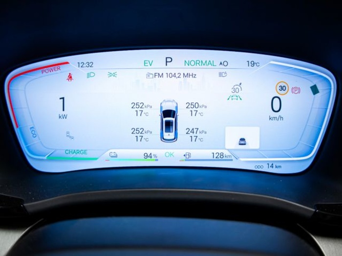 BYD Seal U DM-i Comfort 160 kW (218 CV) KM0 en Valladolid BYD Seal U DM-i Comfort 160 kW (218 CV) KM0 en Valladolid