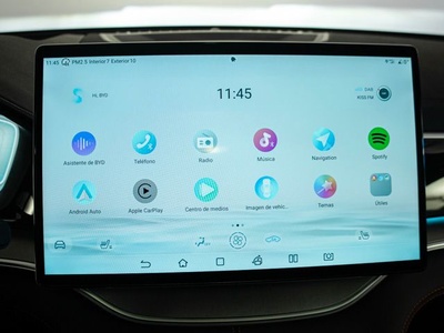 BYD Seal U DM-i Comfort 160 kW (218 CV) 9 BYD Seal U DM-i Comfort 160 kW (218 CV) 9