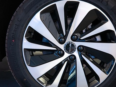 BYD Seal U DM-i Comfort 160 kW (218 CV) 9 BYD Seal U DM-i Comfort 160 kW (218 CV) 9