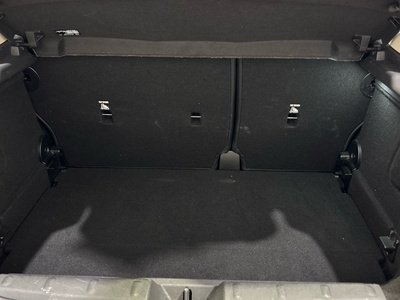 MINI MINI 5 Puertas Cooper C 115 kW (156 CV) 97253223 en la provincia de Barcelona MINI MINI 5 Puertas Cooper C 115 kW (156 CV) 97253223 en la provincia de Barcelona