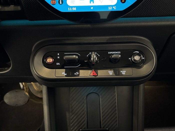 MINI Cooper C 115 kW (156 CV) MINI 5 Puertas en la provincia de Barcelona MINI Cooper C 115 kW (156 CV) MINI 5 Puertas en la provincia de Barcelona