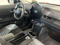 MINI Cooper C 115 kW (156 CV) MINI 5 Puertasthumbs10 MINI Cooper C 115 kW (156 CV) MINI 5 Puertasthumbs10