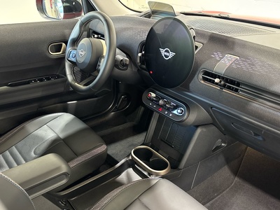 MINI MINI 5 Puertas Cooper C 115 kW (156 CV) 97253223 en la provincia de Barcelona MINI MINI 5 Puertas Cooper C 115 kW (156 CV) 97253223 en la provincia de Barcelona