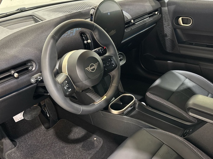 MINI C 115 kW (156 CV) MINI Cooper 5 Puertas en la provincia de Barcelona MINI C 115 kW (156 CV) MINI Cooper 5 Puertas en la provincia de Barcelona