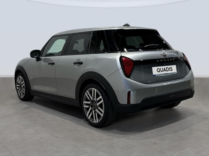 MINI C 115 kW (156 CV) MINI Cooper 5 Puertas en la provincia de Barcelona MINI C 115 kW (156 CV) MINI Cooper 5 Puertas en la provincia de Barcelona