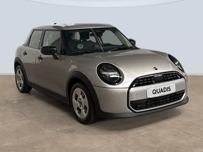 MINI MINI Cooper 5 Puertas C 115 kW (156 CV) 97253220 en la provincia de Barcelona MINI MINI Cooper 5 Puertas C 115 kW (156 CV) 97253220 en la provincia de Barcelona