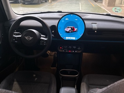 MINI MINI Cooper 5 Puertas C 115 kW (156 CV) 97253220 en la provincia de Barcelona MINI MINI Cooper 5 Puertas C 115 kW (156 CV) 97253220 en la provincia de Barcelona