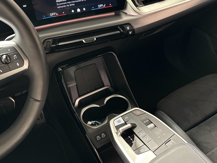 BMW eDrive20 150 kW (204 CV) iX1 en la provincia de Barcelona BMW eDrive20 150 kW (204 CV) iX1 en la provincia de Barcelona