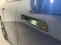 BMW xDrive40 240 kW (326 CV) iXthumbs17 BMW xDrive40 240 kW (326 CV) iXthumbs17