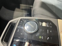 BMW xDrive40 240 kW (326 CV) iXthumbs20 BMW xDrive40 240 kW (326 CV) iXthumbs20