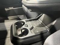 BMW xDrive40 240 kW (326 CV) iXthumbs29 BMW xDrive40 240 kW (326 CV) iXthumbs29