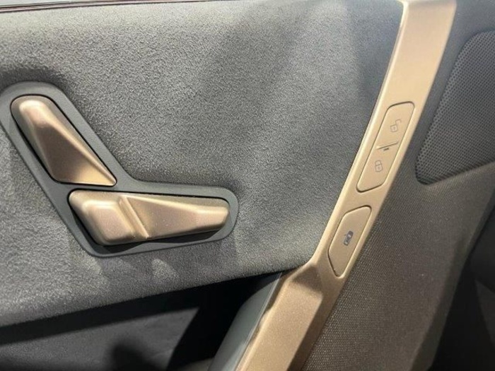 BMW xDrive40 240 kW (326 CV) iX en Barcelona BMW xDrive40 240 kW (326 CV) iX en Barcelona