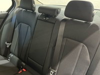 BMW 330e 215 kW (292 CV) Serie 3thumbs9 BMW 330e 215 kW (292 CV) Serie 3thumbs9