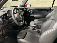 MINI John Cooper Works 170 kW (231 CV) MINI Cooper Cabriothumbs14 MINI John Cooper Works 170 kW (231 CV) MINI Cooper Cabriothumbs14
