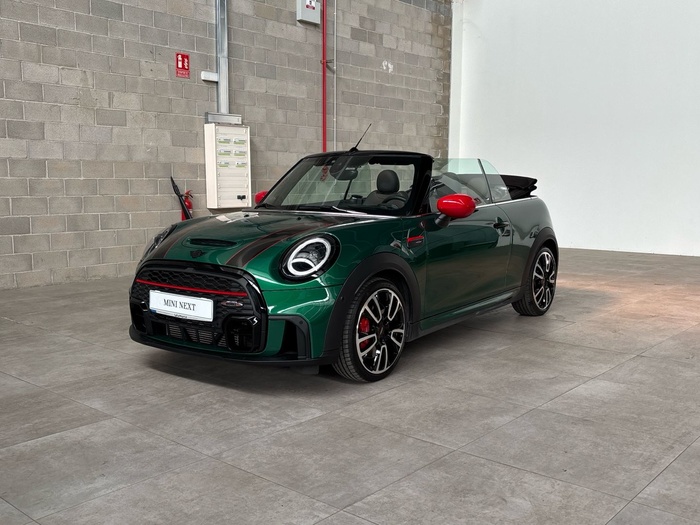 MINI John Cooper Works 170 kW (231 CV) MINI Cooper Cabrio en la provincia de Barcelona MINI John Cooper Works 170 kW (231 CV) MINI Cooper Cabrio en la provincia de Barcelona