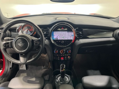 MINI MINI Cooper Cabrio 100 kW (136 CV) 145078536 en la provincia de Barcelona MINI MINI Cooper Cabrio 100 kW (136 CV) 145078536 en la provincia de Barcelona