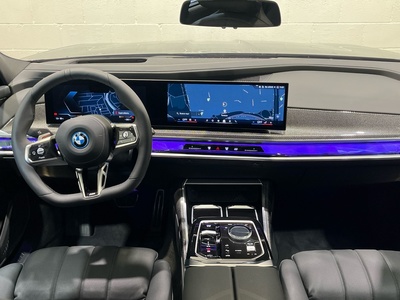 BMW i7 xDrive60 400 kW (544 CV) 148008261 en la provincia de Barcelona BMW i7 xDrive60 400 kW (544 CV) 148008261 en la provincia de Barcelona