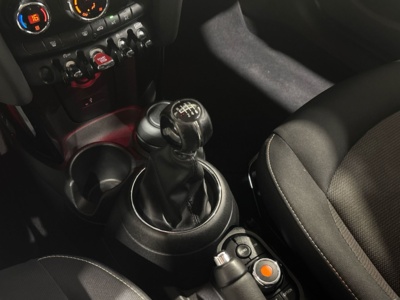 MINI MINI Cooper 5 Puertas 100 kW (136 CV) 154554803 en la provincia de Barcelona MINI MINI Cooper 5 Puertas 100 kW (136 CV) 154554803 en la provincia de Barcelona