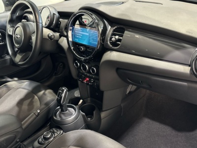 MINI MINI Cooper 5 Puertas 100 kW (136 CV) 161271679 en la provincia de Barcelona MINI MINI Cooper 5 Puertas 100 kW (136 CV) 161271679 en la provincia de Barcelona