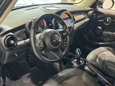 MINI MINI Cooper 5 Puertas 100 kW (136 CV) 162611053 en la provincia de Barcelona MINI MINI Cooper 5 Puertas 100 kW (136 CV) 162611053 en la provincia de Barcelona