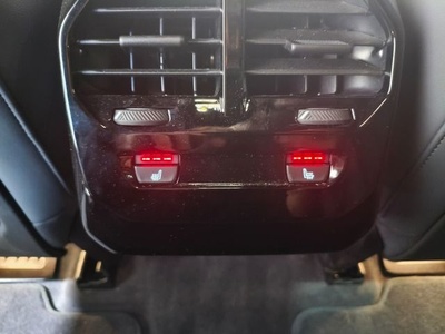 BMW iX xDrive45 300 kW (408 CV) 86545100 en Barcelona BMW iX xDrive45 300 kW (408 CV) 86545100 en Barcelona