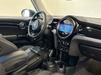 MINI 100 kW (136 CV) MINI Cooperthumbs8 MINI 100 kW (136 CV) MINI Cooperthumbs8