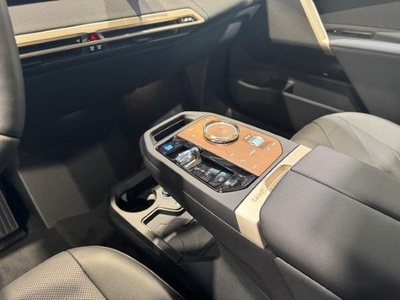 BMW iX xDrive50 385 kW (523 CV) 87284573 en Barcelona BMW iX xDrive50 385 kW (523 CV) 87284573 en Barcelona