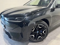 BMW xDrive50 385 kW (523 CV) iXthumbs6 BMW xDrive50 385 kW (523 CV) iXthumbs6