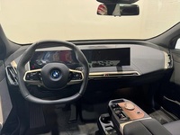 BMW xDrive50 385 kW (523 CV) iXthumbs7 BMW xDrive50 385 kW (523 CV) iXthumbs7