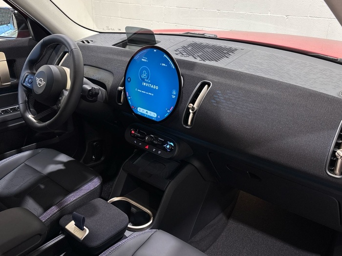 MINI E 150 kW (204 CV) MINI Countryman en la provincia de Barcelona MINI E 150 kW (204 CV) MINI Countryman en la provincia de Barcelona