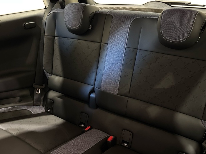 MINI Cooper E 135 kW (184 CV) MINI 3 Puertas en la provincia de Barcelona MINI Cooper E 135 kW (184 CV) MINI 3 Puertas en la provincia de Barcelona