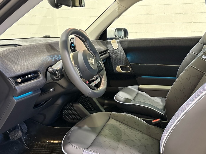 MINI Cooper E 135 kW (184 CV) MINI 3 Puertas en la provincia de Barcelona MINI Cooper E 135 kW (184 CV) MINI 3 Puertas en la provincia de Barcelona