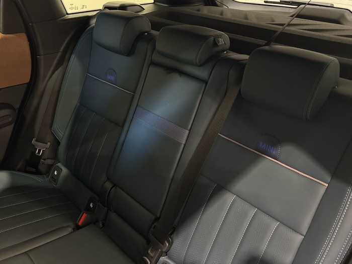 MINI D 120 kW (163 CV) MINI Countryman en la provincia de Barcelona MINI D 120 kW (163 CV) MINI Countryman en la provincia de Barcelona