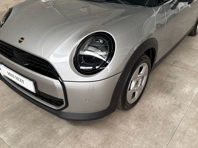 MINI MINI Cooper 5 Puertas C 115 kW (156 CV) 107042505 en la provincia de Barcelona MINI MINI Cooper 5 Puertas C 115 kW (156 CV) 107042505 en la provincia de Barcelona