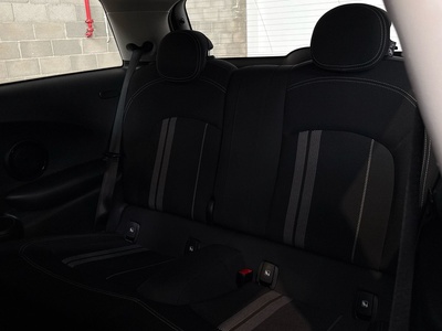 MINI MINI Cooper SE 135 kW (184 CV) 94369002 en la provincia de Barcelona MINI MINI Cooper SE 135 kW (184 CV) 94369002 en la provincia de Barcelona