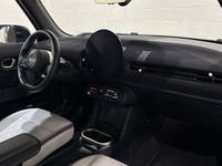 MINI Cooper C 120 kW (163 CV) MINI Cabriothumbs7 MINI Cooper C 120 kW (163 CV) MINI Cabriothumbs7