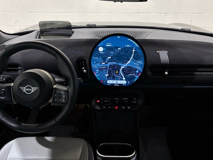 MINI Cooper C 120 kW (163 CV) MINI Cabrio en la provincia de Barcelona MINI Cooper C 120 kW (163 CV) MINI Cabrio en la provincia de Barcelona