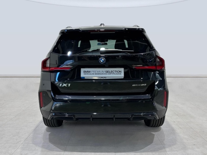 BMW eDrive20 150 kW (204 CV) iX1 en la provincia de Barcelona BMW eDrive20 150 kW (204 CV) iX1 en la provincia de Barcelona