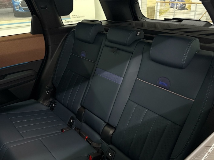 MINI E 150 kW (204 CV) MINI Countryman en la provincia de Barcelona MINI E 150 kW (204 CV) MINI Countryman en la provincia de Barcelona