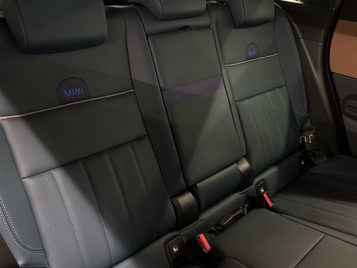 MINI E 150 kW (204 CV) MINI Countryman en la provincia de Barcelona MINI E 150 kW (204 CV) MINI Countryman en la provincia de Barcelona