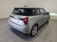 MINI Cooper SE 160 kW (218 CV) MINI 3 Puertasthumbs4 MINI Cooper SE 160 kW (218 CV) MINI 3 Puertasthumbs4