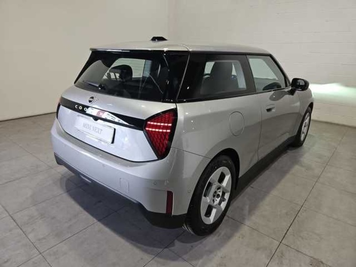 MINI Cooper SE 160 kW (218 CV) MINI 3 Puertas en Barcelona MINI Cooper SE 160 kW (218 CV) MINI 3 Puertas en Barcelona