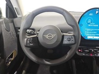 MINI Cooper SE 160 kW (218 CV) MINI 3 Puertasthumbs19 MINI Cooper SE 160 kW (218 CV) MINI 3 Puertasthumbs19