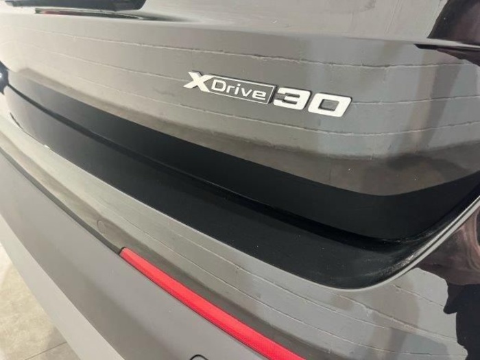 BMW xDrive30 230 kW (313 CV) iX1 en Barcelona BMW xDrive30 230 kW (313 CV) iX1 en Barcelona