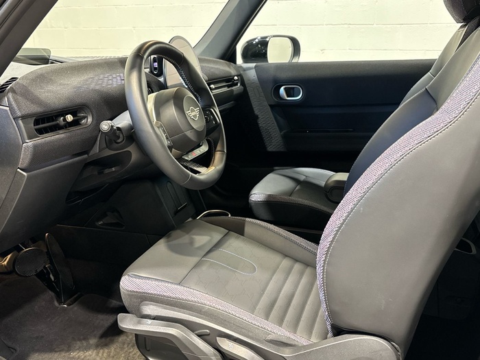 MINI Cooper C 120 kW (163 CV) MINI Cabrio en la provincia de Barcelona MINI Cooper C 120 kW (163 CV) MINI Cabrio en la provincia de Barcelona