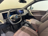 BMW xDrive40 240 kW (326 CV) iXthumbs19 BMW xDrive40 240 kW (326 CV) iXthumbs19