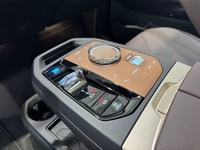 BMW xDrive40 240 kW (326 CV) iXthumbs21 BMW xDrive40 240 kW (326 CV) iXthumbs21