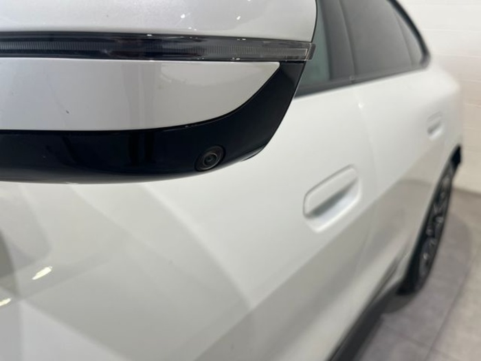 BMW eDrive40 250 kW (340 CV) i4 en Barcelona BMW eDrive40 250 kW (340 CV) i4 en Barcelona