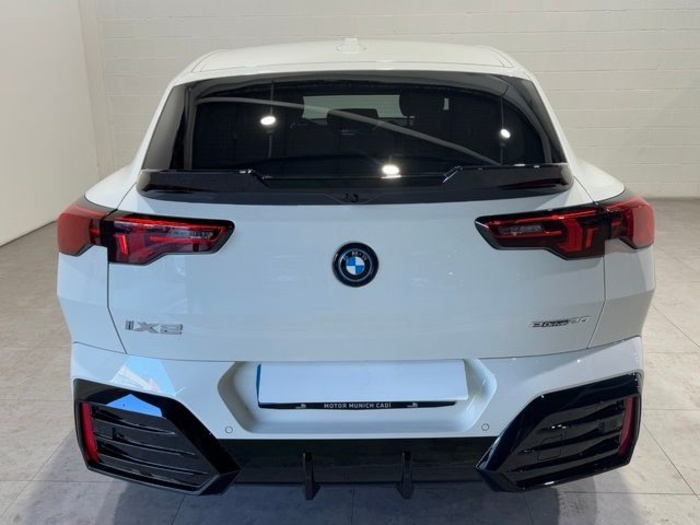 BMW eDrive20 150 kW (204 CV) iX2 en Barcelona BMW eDrive20 150 kW (204 CV) iX2 en Barcelona