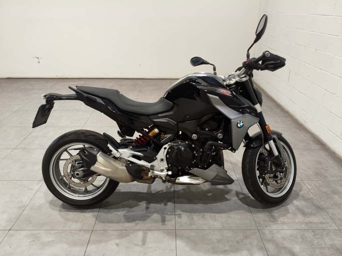 BMW Motorrad F 900 R en Barcelona BMW Motorrad F 900 R en Barcelona